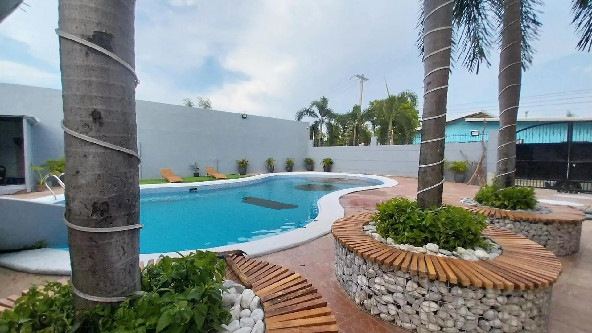 Sunny Villa Dje Angeles Pensjonat